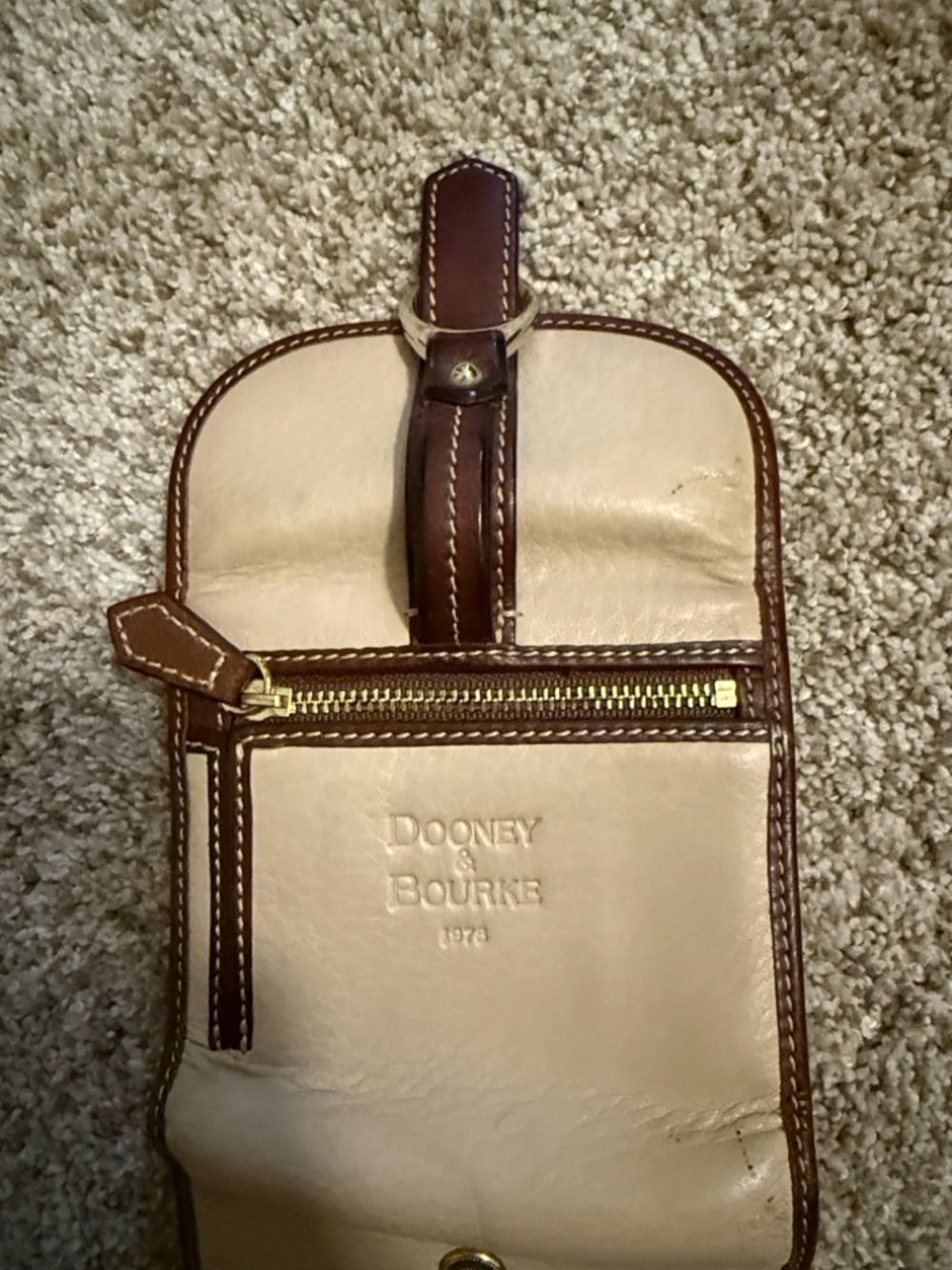 Dooney & Bourke wallet - Picture 4 of 5